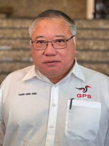 Biodata Tiong King Sing, Menteri Pelancongan