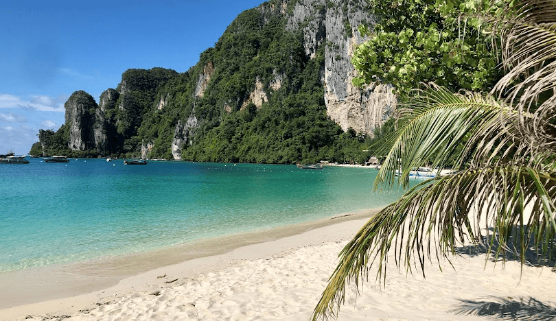 20+ Tempat Menarik Di Phuket, Sesuai Untuk Percutian Bajet!