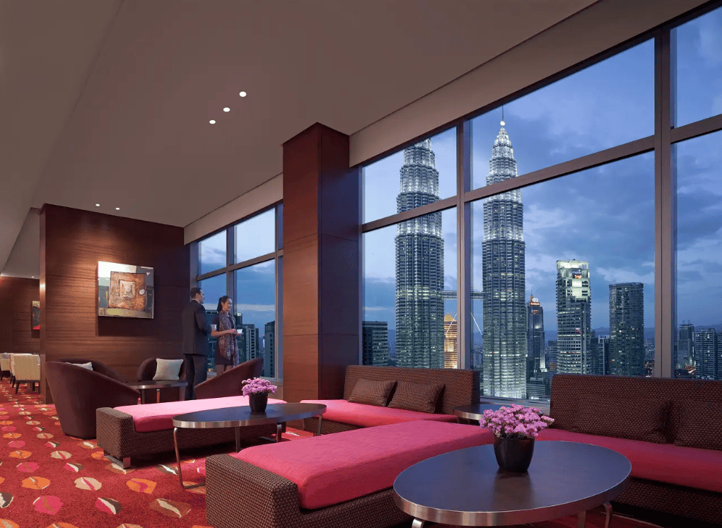 15+ Senarai Hotel View KLCC 2024, Selak Langsir Terus Nampak!