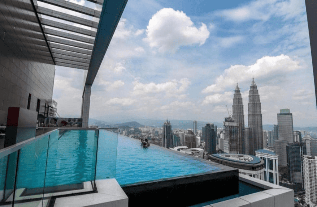 15+ Senarai Hotel View KLCC 2024, Selak Langsir Terus Nampak!