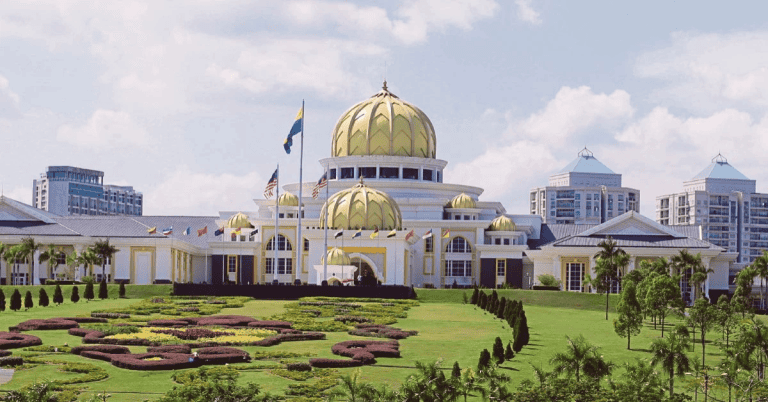 bahasa istana