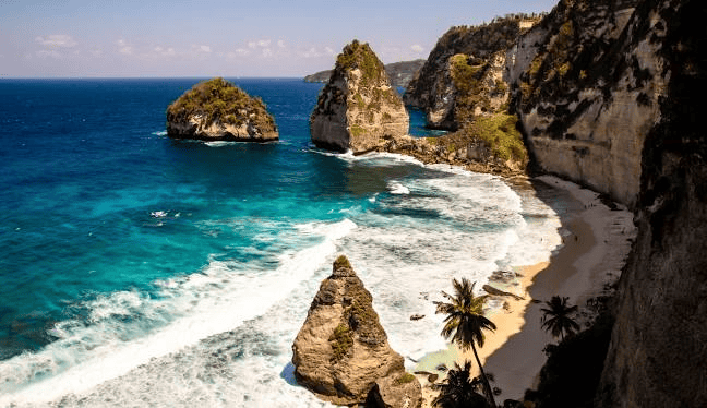 16 Tempat Menarik & Aktiviti di Nusa Penida + Tips Penting!