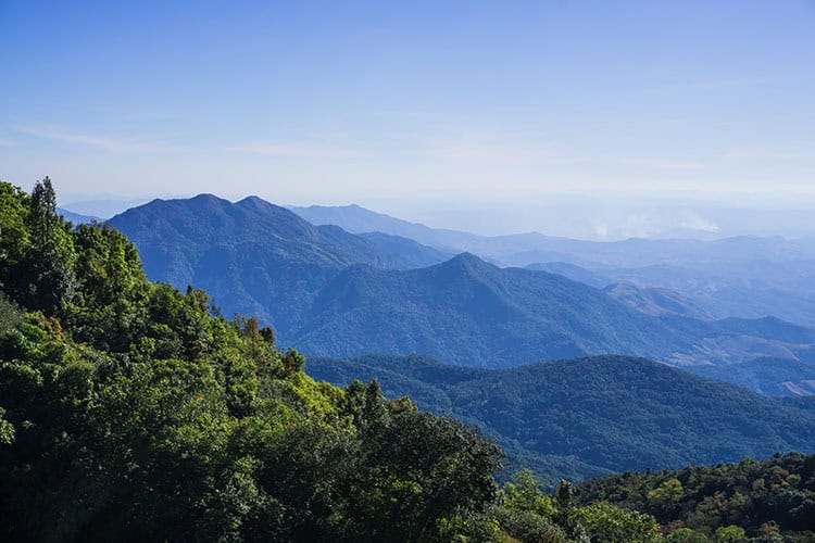 gunung tertinggi di asia tenggara