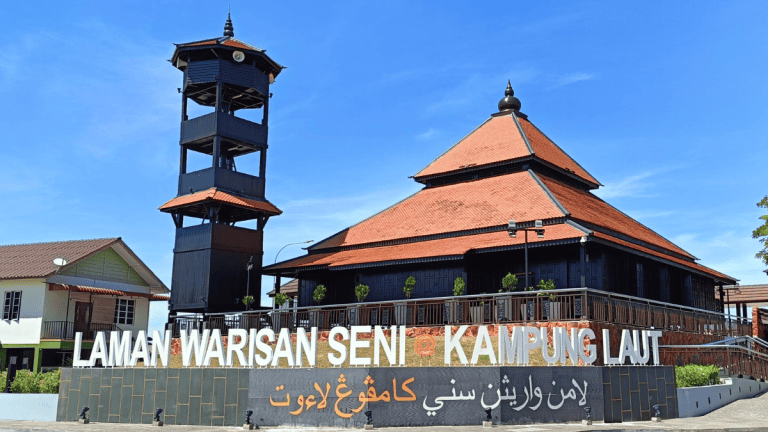 Masjid Kampung Laut, Kelantan - Masjid Tertua di Malaysia