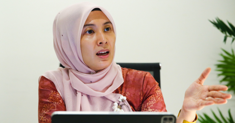 nurul izzah